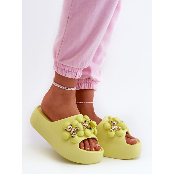  Clacquettes model 198597 Step in style 