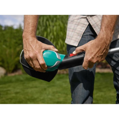 BOSCH Coupe-bordures électrique 24cm 400W ART 24