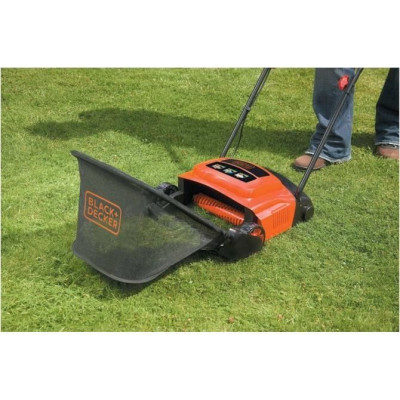 BLACKDECKER Aérateur Démousseur Filaire 600 W GD300-QS pour une Pelouse sans Mousse sans Utiliser de Produits Chimiques