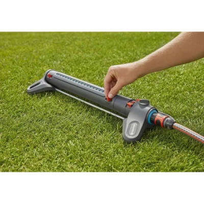 Arroseur oscillant GARDENA AquaZoom L - Surface 350m² - Portée 21m - Résistant UV et gel - Garantie 5 ans