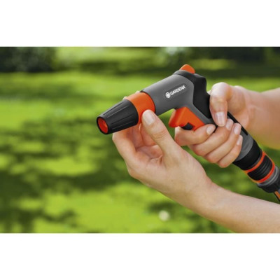 GARDENA Pistolet d'arrosage et nettoyage Comfort  Jet concentré  brume  Verrouillage du jet  Garantie 5 ans (18301-20)